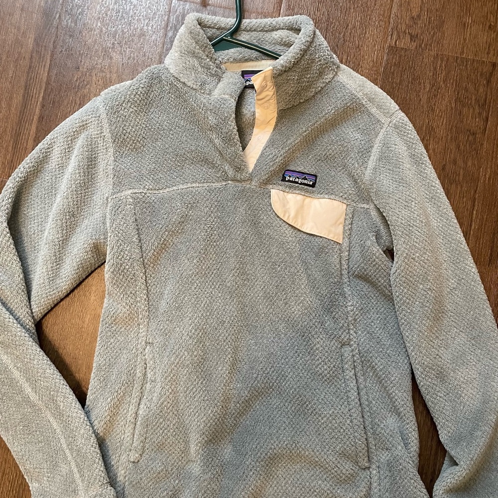 Patagonia Gray Fleece Size Medium